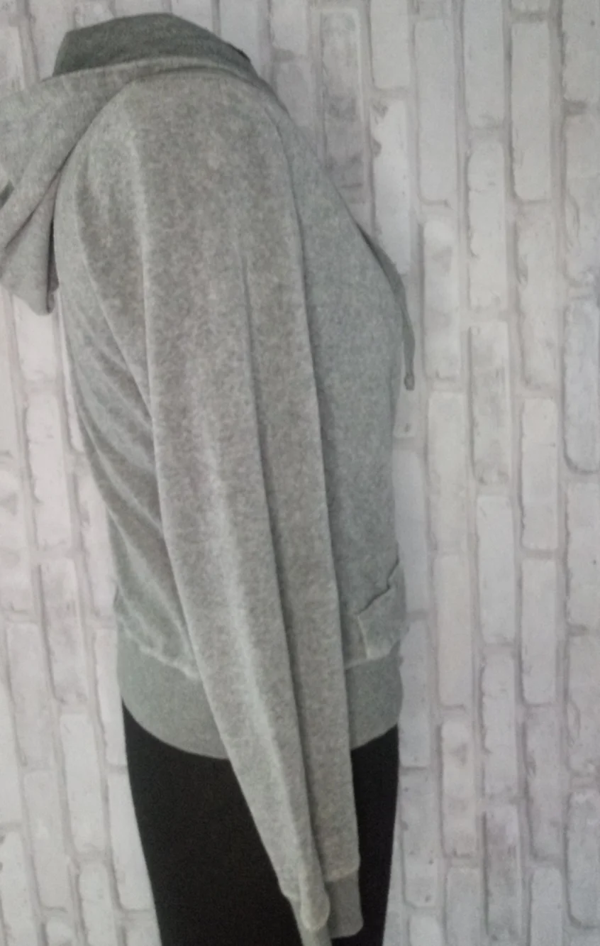 XXI woman's gray zip-up Hoodie jacket